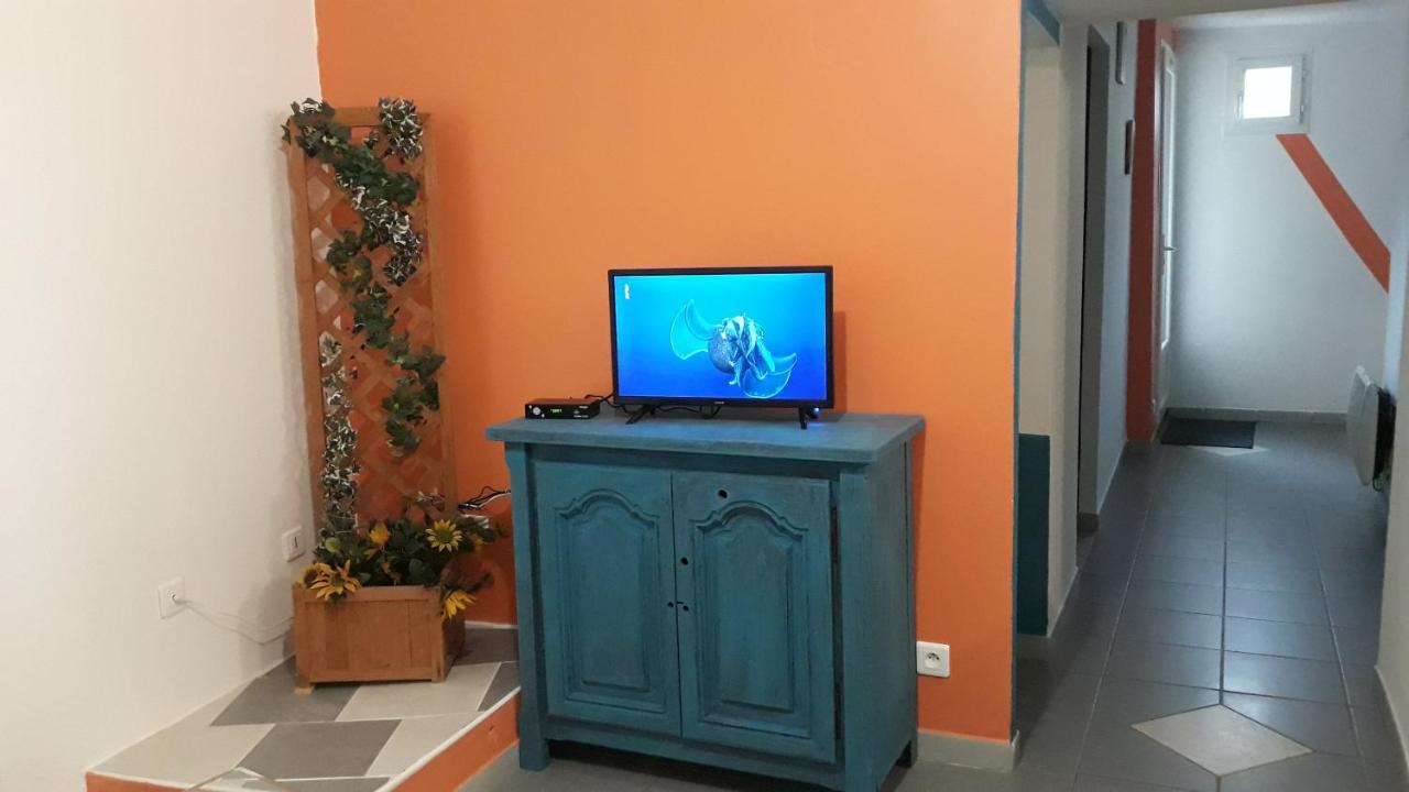 Pause 40 M2 Avec Cour Privative - Spacieux & Confortable Apartment *